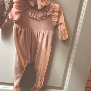 Mud pie velour romper - 0-3 months I have two! With headband with bow